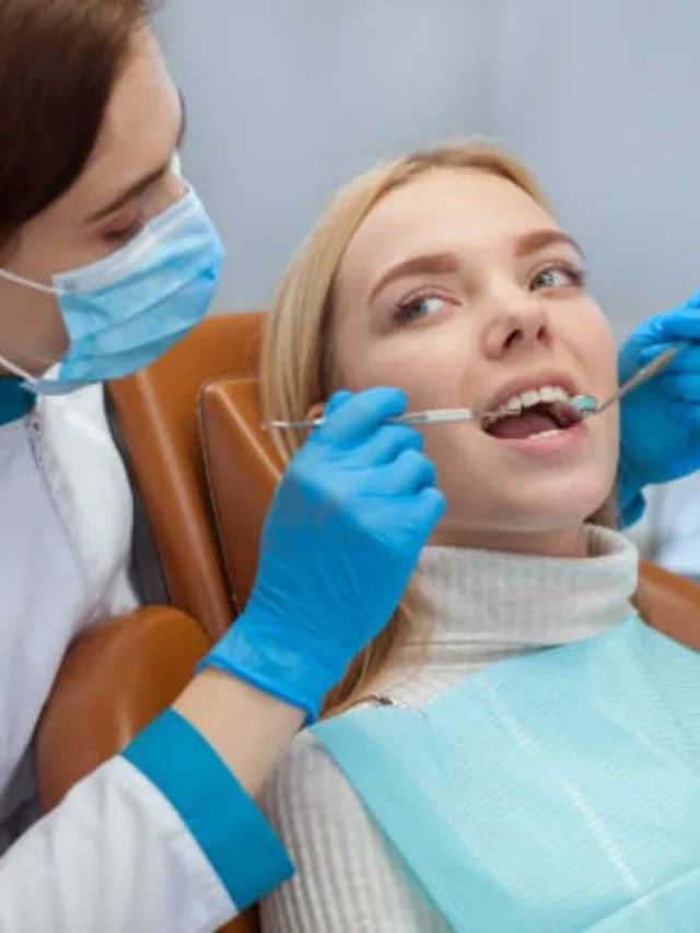 cropped-Patient-receiving-same-day-dental-crown-treatment-emphasizing-advanced-dental-technology-and-urgent-care.webp
